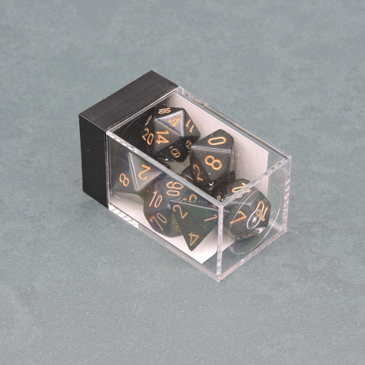 Black w/ gold Opaque Polyhedral 7-die Set