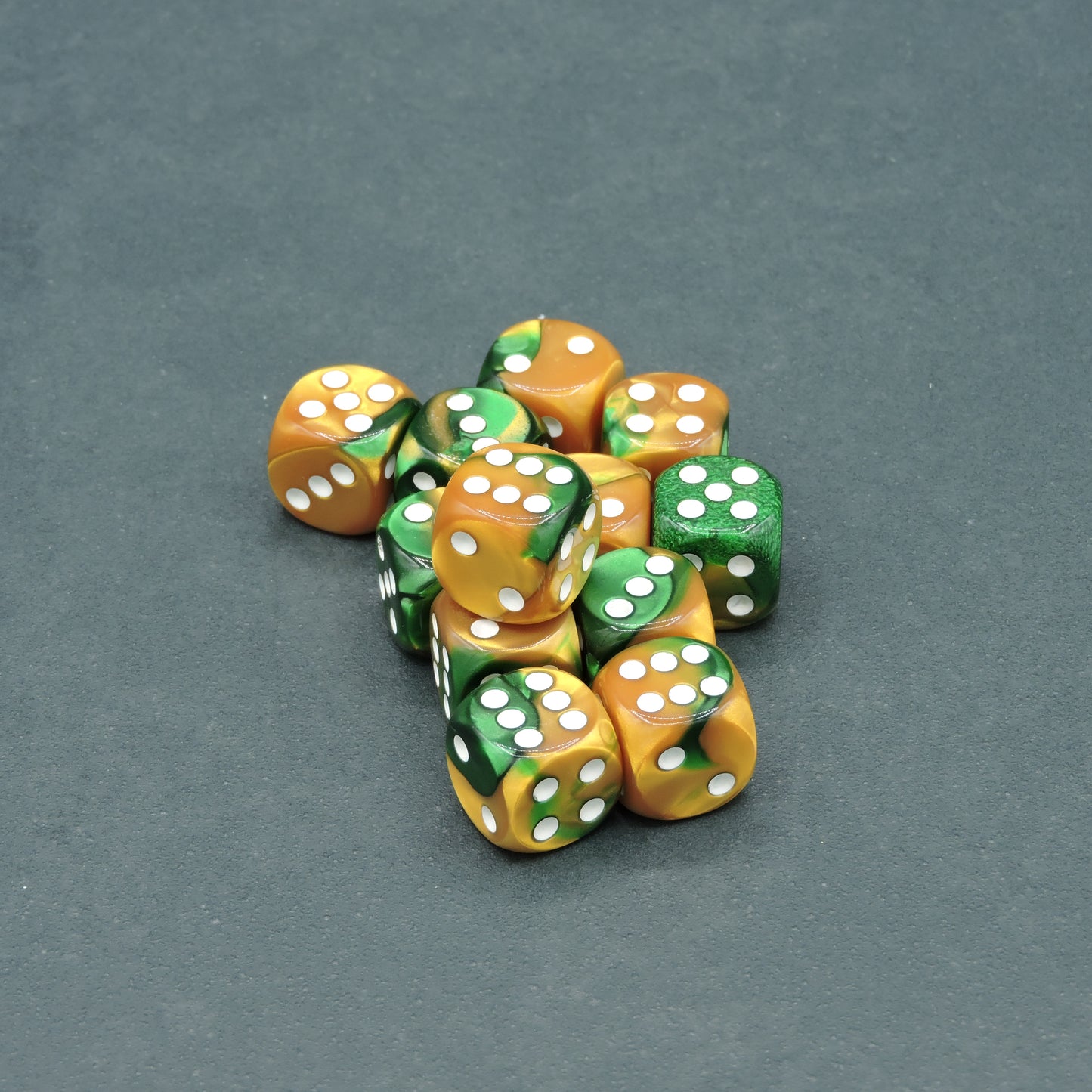 Gold-Green w/ white Gemini 16mm d6 Dice Block (12 dice)