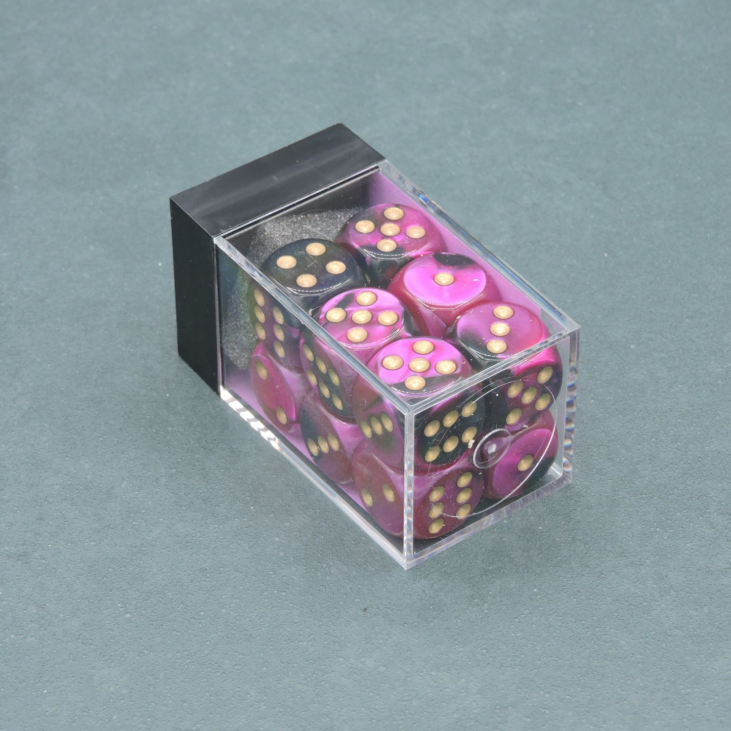 Black-Purple w/ gold Gemini 16mm d6 Dice Block (12 dice)