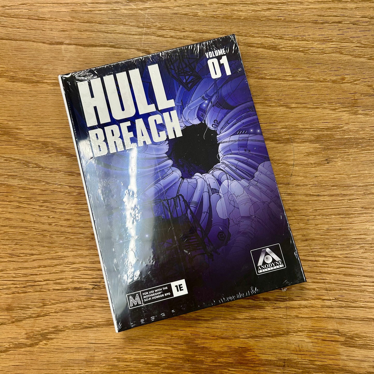 Hull Breach Volume 01