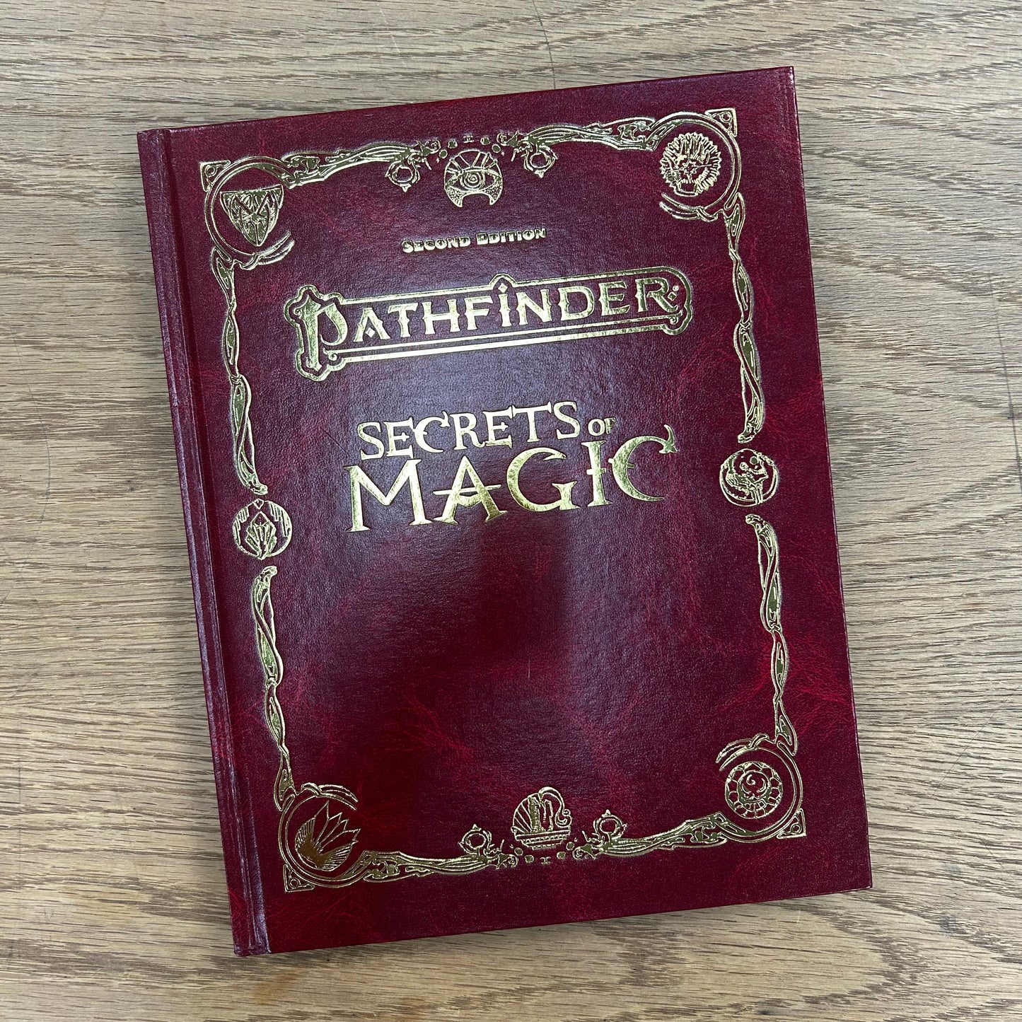 Pathfinder 2e Secrets of Magic (deluxe edition)