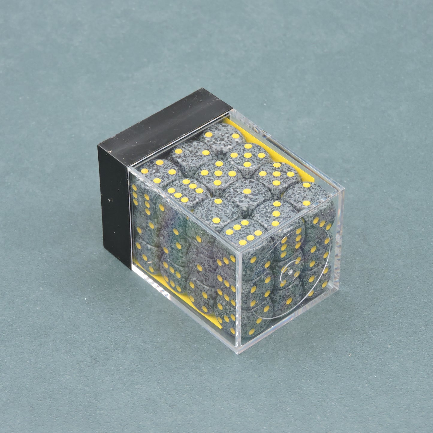 Urban Camo Speckled 12mm d6 Dice Block (36 dice)