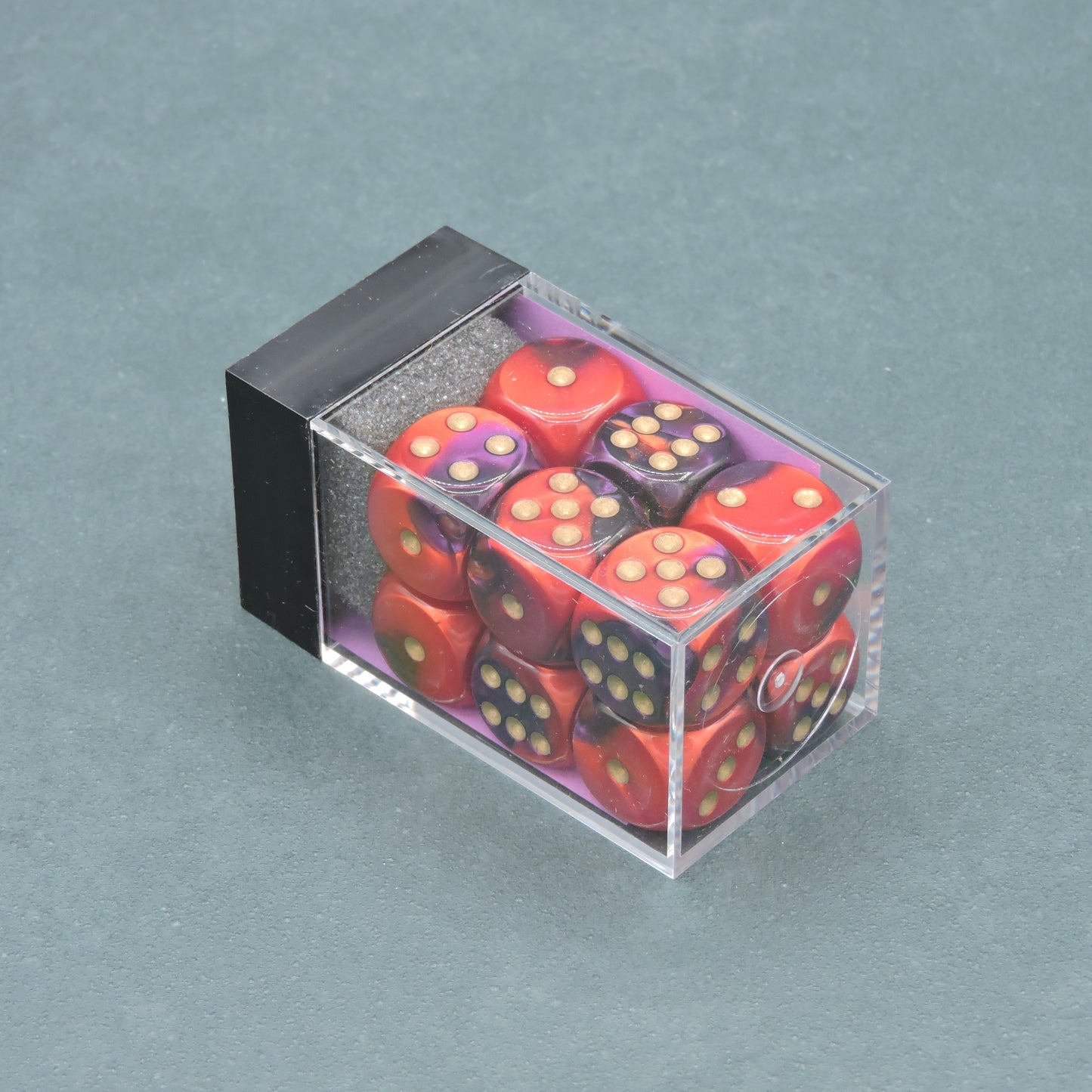 Purple-Red w/ gold Gemini 16mm d6 Dice Block (12 dice)